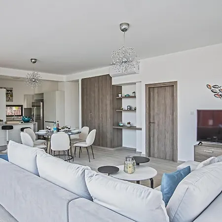 Your Dream Holiday With Private Pool In Most Exclusive Neighbourhood 1700 *