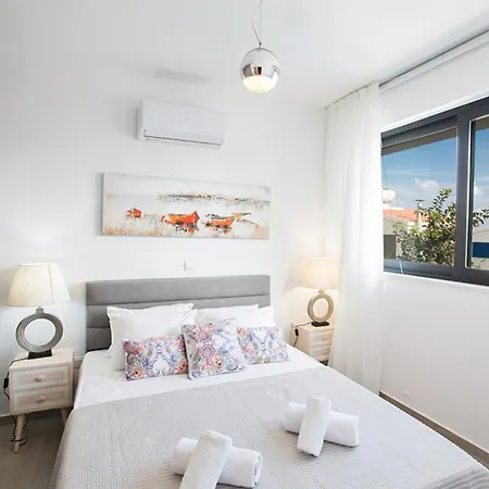 Your Dream Holiday With Private Pool In Most Exclusive Neighbourhood 1700 *