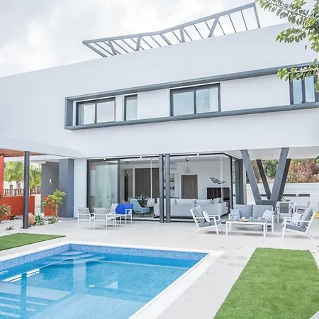 Willa Your Dream Holiday With Private Pool In Most Exclusive Neighbourhood 1700